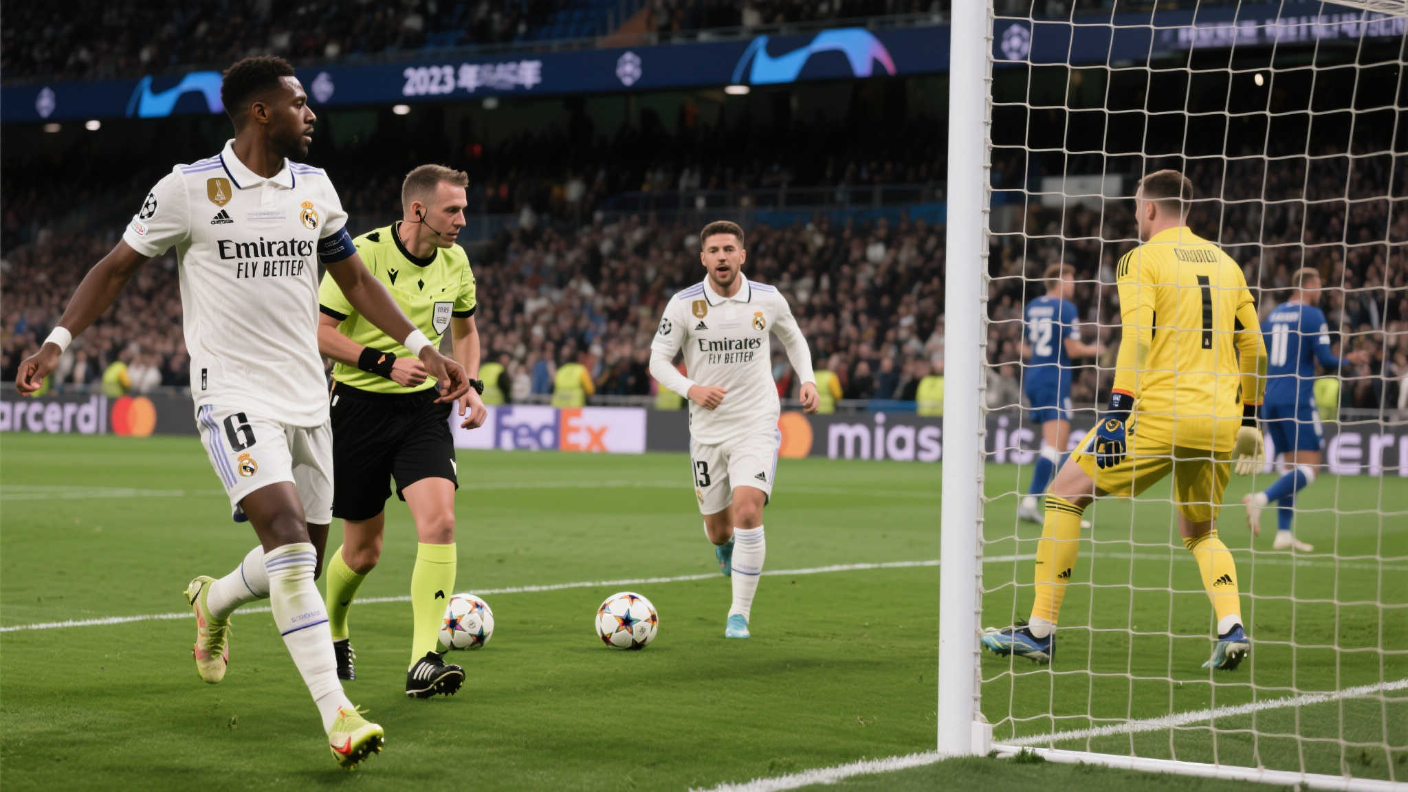 足球世界瞬息万变，关键时刻往往成为球队历史中的闪光